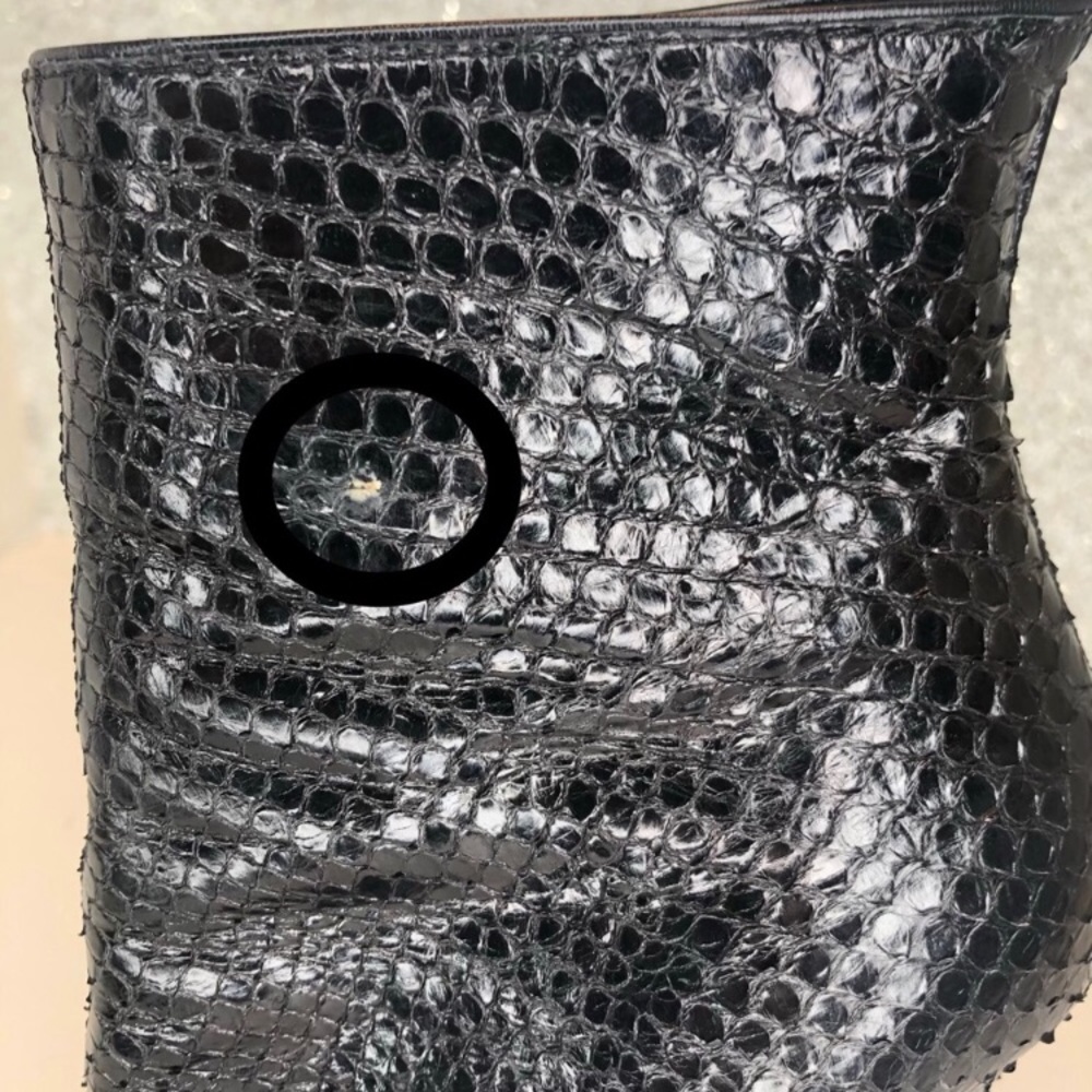 👠SOLD👠 Louboutin Black python Ankle Boots Bootie - Picture 7 of 8